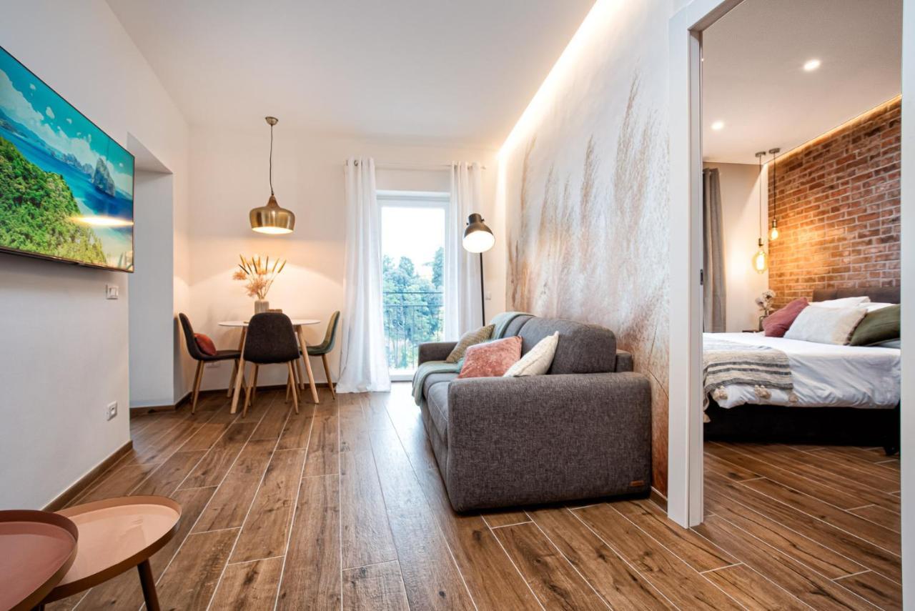 Casa Checca Appartamenti Per Vacanze Caprarola Luaran gambar