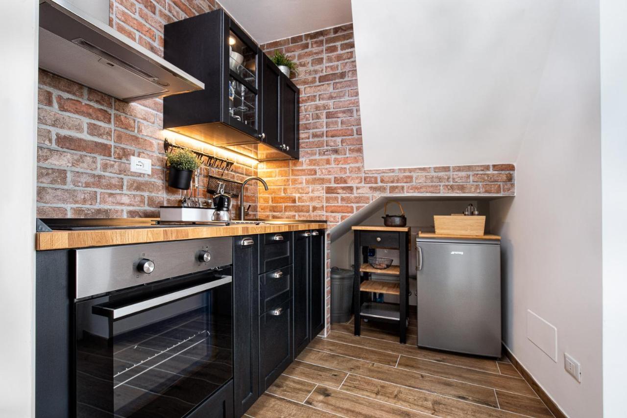 Casa Checca Appartamenti Per Vacanze Caprarola Luaran gambar