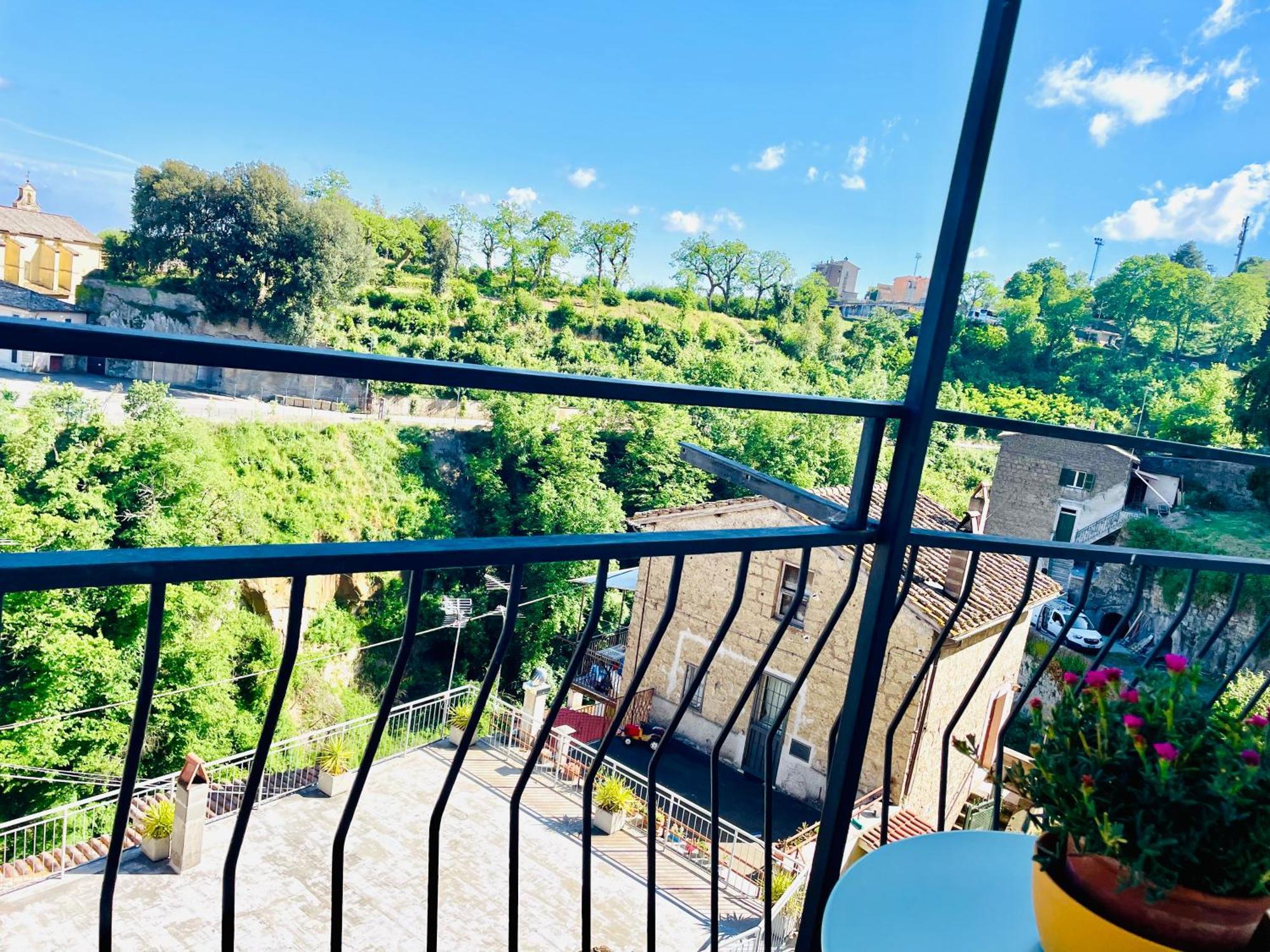 Casa Checca Appartamenti Per Vacanze Caprarola Luaran gambar